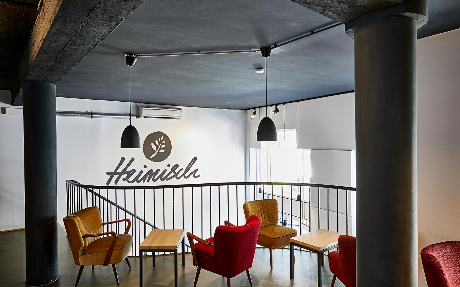 Lounge-Bereich im Café Heimisch
